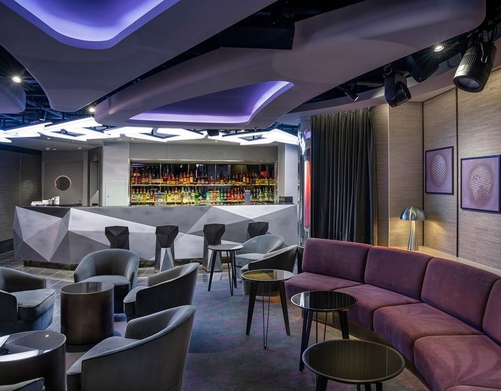 MSC World Europa 官方图：TV Studio & Bar
